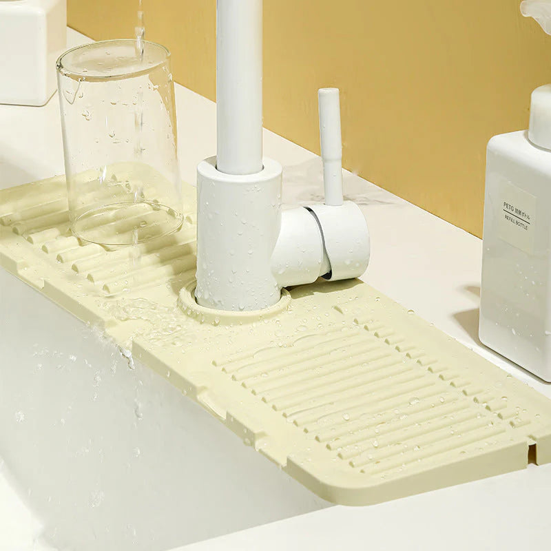 Protecție Anti-Stropire pentru Chiuvetă – Uscare Rapidă